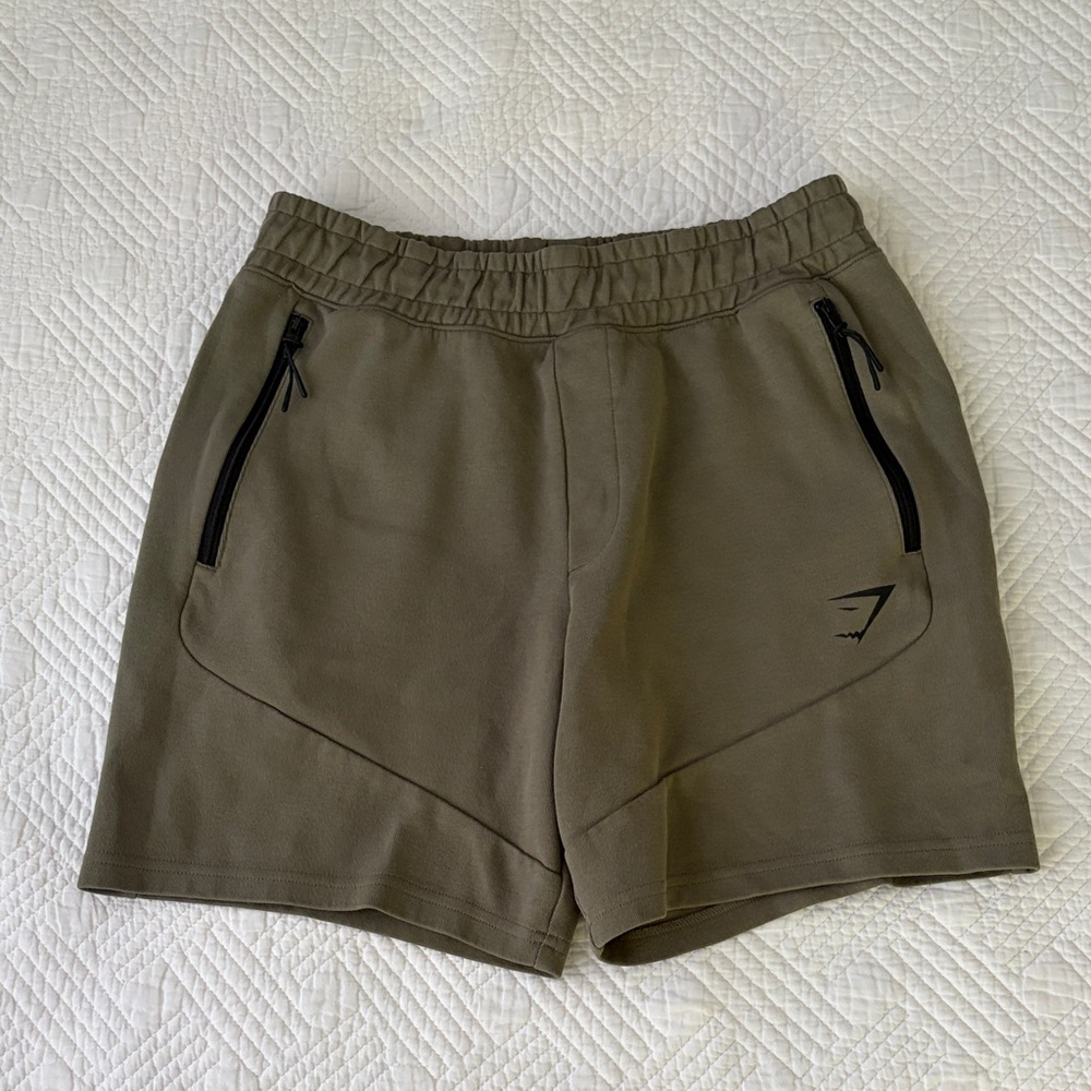 Gymshark Men's Olive Green Lounge Shorts size Small